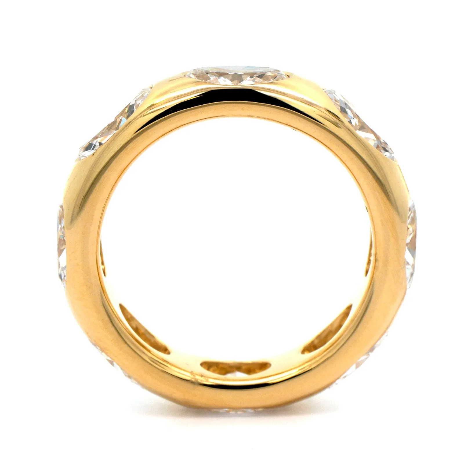 18K Yellow Gold Oval Diamond Polygon Wedding Band