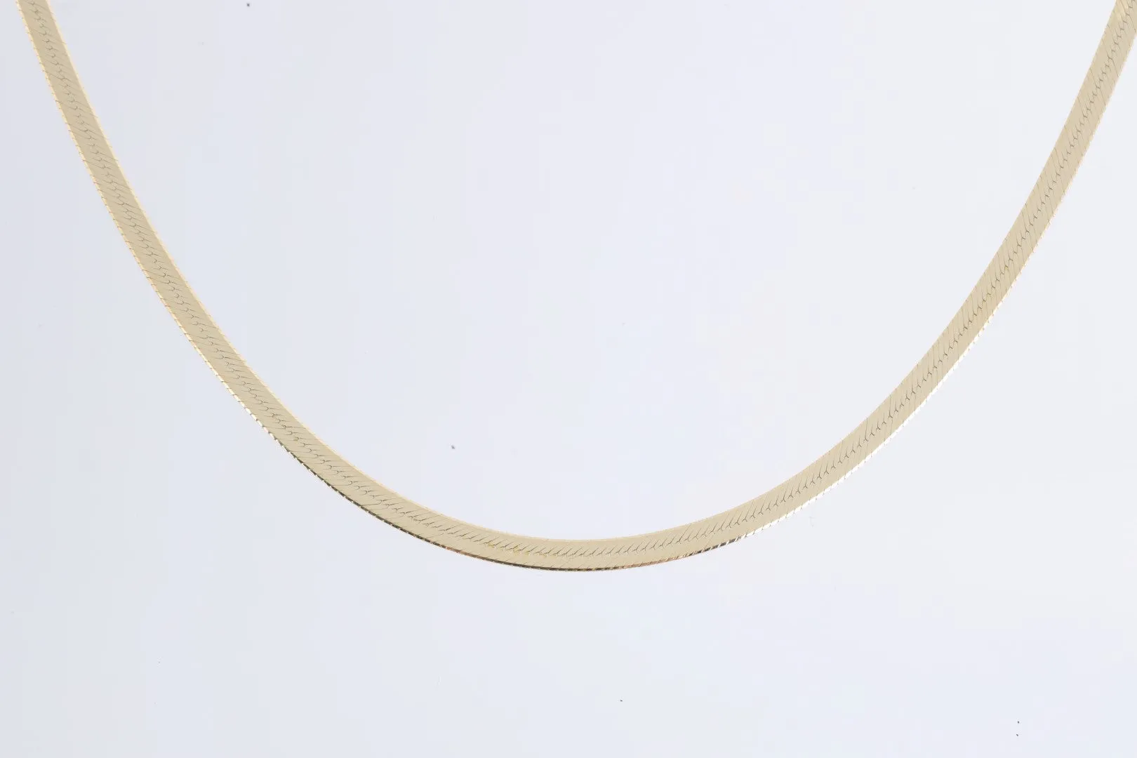 24" 14k Yellow Gold Herringbone Chain (7.36g.)