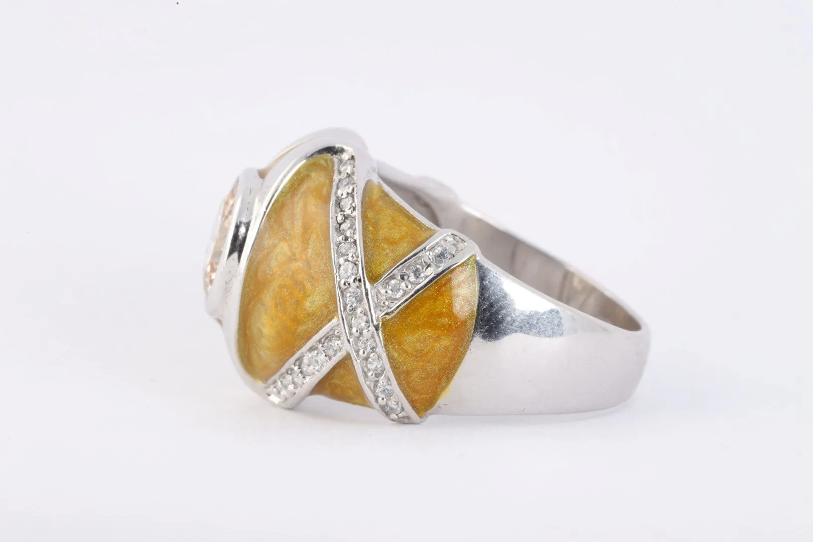 925 Silver 1.70tcw Yellow Stone 0.69tcw White Stone Enamel Ring Size 9 (9.88g.)