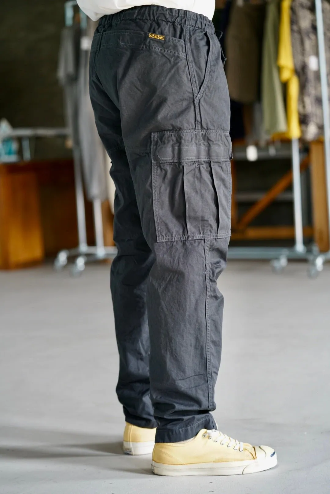 EASY CARGO PANTS CHARCOAL GRAY