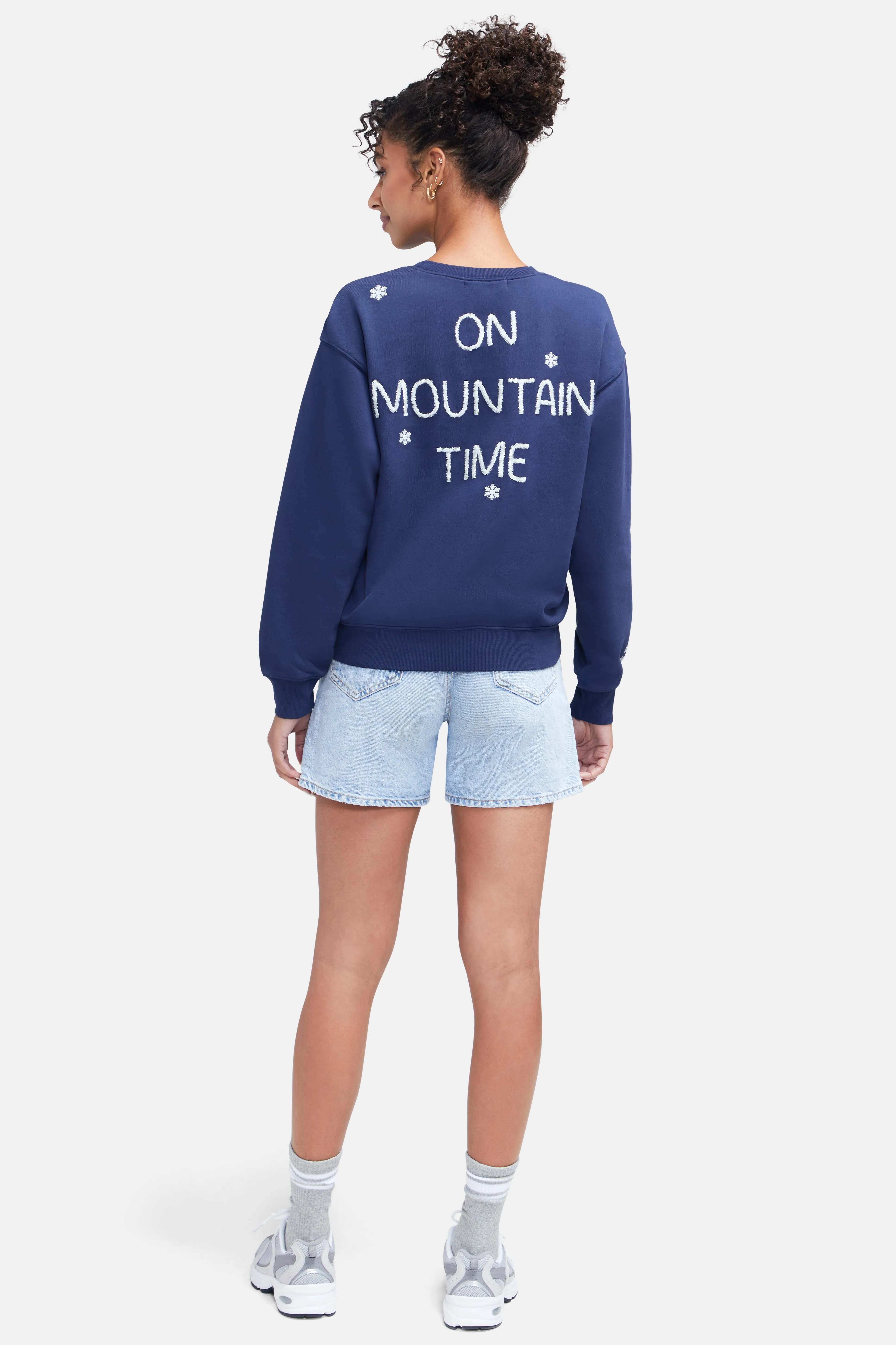 Mountain Time Cody Sweatshirt | Black Iris