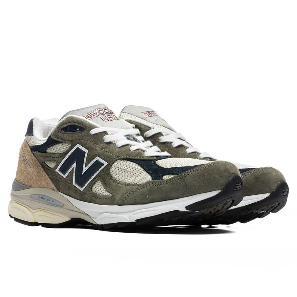 New Balance x Teddy Santis 990v3 - Olive