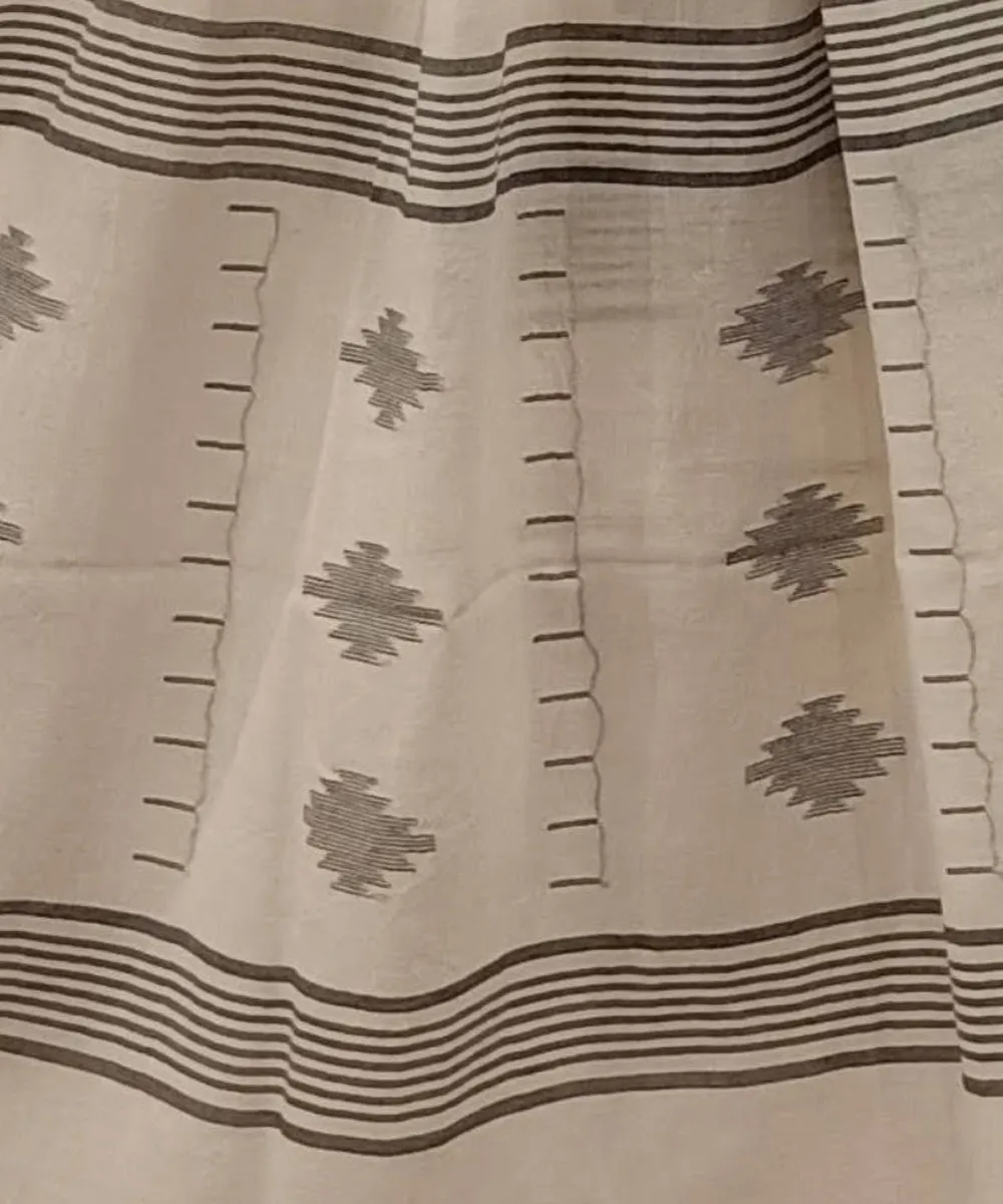 Offwhite cotton jamdani handloom stole